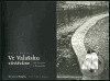 Kniha: Ve Valašsku zůstáváme - Čeští krajané v Rumunsku (Pavel Hroch). Galerie Gema, 2003 Kniha: Ve Valašsku zůstáváme - Čeští krajané v Rumunsku (Pavel Hroch). Galerie Gema, 2003