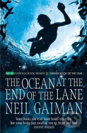 Kniha: The Ocean at the End of the Lane (Neil Gaiman). Headline Book, 2014 Kniha: The Ocean at the End of the Lane (Neil Gaiman). Headline Book, 2014