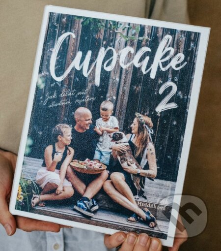 Kniha: Cupcake 2 (Lenka Hnidáková). Lelí´s Cupcakes, 2022 Kniha: Cupcake 2 (Lenka Hnidáková). Lelí´s Cupcakes, 2022