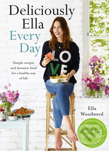 Kniha: Deliciously Ella: Every Day (Ella Mills a Ella Woodward). Yellow Kite, 2016 Kniha: Deliciously Ella: Every Day (Ella Mills a Ella Woodward). Yellow Kite, 2016