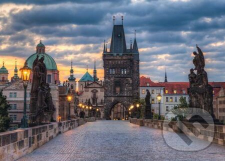Puzzle: Prechádzka po Karlovom moste (Ravensburger). Ravensburger, 2017 Puzzle: Prechádzka po Karlovom moste (Ravensburger). Ravensburger, 2017