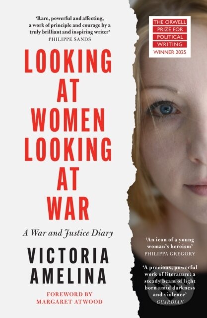 Kniha: Looking at Women, Looking at War (Victoria Amelina). HarperCollins Publishers, 2026 Kniha: Looking at Women, Looking at War (Victoria Amelina). HarperCollins Publishers, 2026