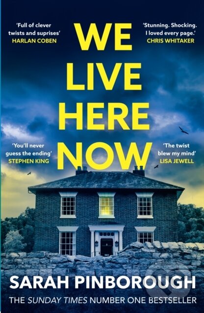 Kniha: We Live Here Now (Sarah Pinborough). Orion, 2026 Kniha: We Live Here Now (Sarah Pinborough). Orion, 2026