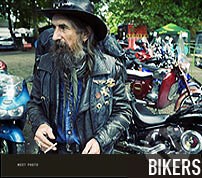 Kniha: Bikers (Peter Ertl). MEET PHOTO, 2007 Kniha: Bikers (Peter Ertl). MEET PHOTO, 2007