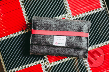 Recyklovaný obal Martinus na knihu Renewals by NOSENE (Martinus). Martinus, 2019 Recyklovaný obal Martinus na knihu Renewals by NOSENE (Martinus). Martinus, 2019