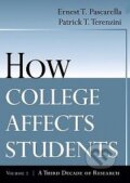Kniha: How College Affects Students (Ernest T. Pascarella). Jossey Bass Kniha: How College Affects Students (Ernest T. Pascarella). Jossey Bass