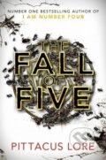 Kniha: The Fall of Five (Pittacus Lore). Penguin Books, 2013 Kniha: The Fall of Five (Pittacus Lore). Penguin Books, 2013