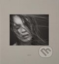 Kniha: Kate (Kate Moss Mario Sorrenti). Phaidon, 2024 Kniha: Kate (Kate Moss Mario Sorrenti). Phaidon, 2024