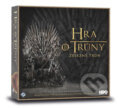 Společenská hra: Hra o trůny: Železný trůn (Bill Eberle, Greg Olotka, Justin Kemppainen a Peter Olotka). Asmodée Édition LLC, 2017 Společenská hra: Hra o trůny: Železný trůn (Bill Eberle, Greg Olotka, Justin Kemppainen a Peter Olotka). Asmodée Édition LLC, 2017