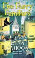 Kniha: Five Furry Familiars (Lynn Cahoon). Kensington Publishing Corporation, 2024 Kniha: Five Furry Familiars (Lynn Cahoon). Kensington Publishing Corporation, 2024