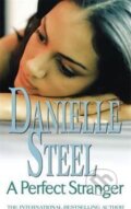 Kniha: A Perfect Stranger (Danielle Steel). Folio, 2009 Kniha: A Perfect Stranger (Danielle Steel). Folio, 2009