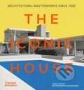 Kniha: The Iconic House (Richard Powers). Thames & Hudson, 2025 Kniha: The Iconic House (Richard Powers). Thames & Hudson, 2025