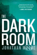 Kniha: The Dark Room (Jonathan Moore). HarperCollins, 2017 Kniha: The Dark Room (Jonathan Moore). HarperCollins, 2017