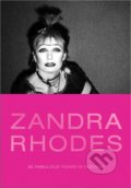 Kniha: Zandra Rhodes (Dennis Nothdruft, Iris Apfel, Marylou Luther, Suzy Menkes a Zandra Rhodes). Yale University Press, 2019 Kniha: Zandra Rhodes (Dennis Nothdruft, Iris Apfel, Marylou Luther, Suzy Menkes a Zandra Rhodes). Yale University Press, 2019