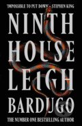 Kniha: Ninth House (Leigh Bardugo). Gollancz, 2020 Kniha: Ninth House (Leigh Bardugo). Gollancz, 2020