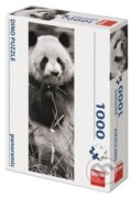 Puzzle: Panda v trávě Panoramic (Dino). Dino, 2020 Puzzle: Panda v trávě Panoramic (Dino). Dino, 2020