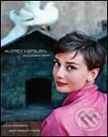 Kniha: Audrey Hepburn, Elegant Spirit (Sean Hepburn Ferrer). Pan Macmillan, 2005 Kniha: Audrey Hepburn, Elegant Spirit (Sean Hepburn Ferrer). Pan Macmillan, 2005