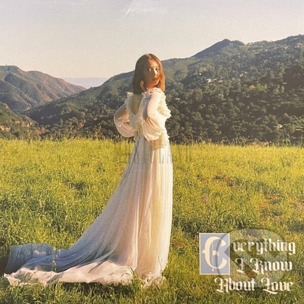 Hudobné CD: Laufey: Everything I Know About Love CD (Mystic Production). Mystic Production, 2024 Hudobné CD: Laufey: Everything I Know About Love CD (Mystic Production). Mystic Production, 2024