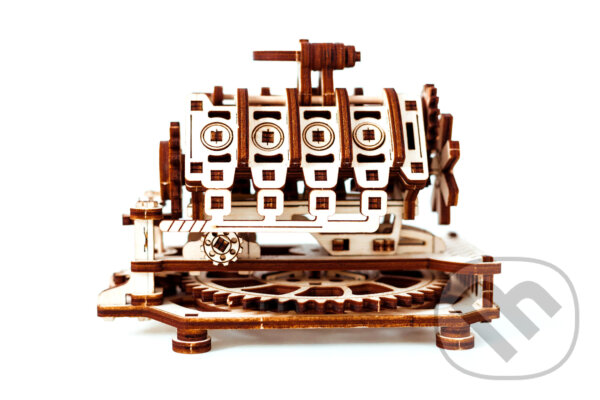 Společenská hra: Motor V8 (WOODENCITY). WOODENCITY, 2019 Společenská hra: Motor V8 (WOODENCITY). WOODENCITY, 2019