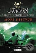 Kniha: Percy Jackson - Moře nestvůr (Rick Riordan). Nakladatelství Fragment, 2010 Kniha: Percy Jackson - Moře nestvůr (Rick Riordan). Nakladatelství Fragment, 2010