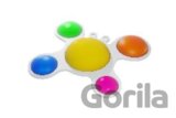 Bubble pops: Motýl praskající bubliny