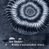 Květy z nahořklého dřeva