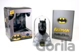 Batman: Deluxe Cowl: Lights up!