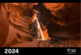 Nástenný kalendár Amazing Planet 2024