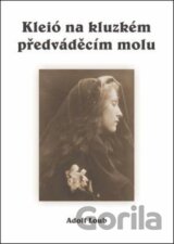 Kleió na kluzkém předváděcím molu