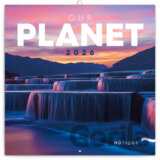 NOTIQUE Nástenný poznámkový kalendár Our planet (Naša planéta) 2026
