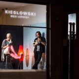 KIESLOWSKI: MEZI LOPATKY
