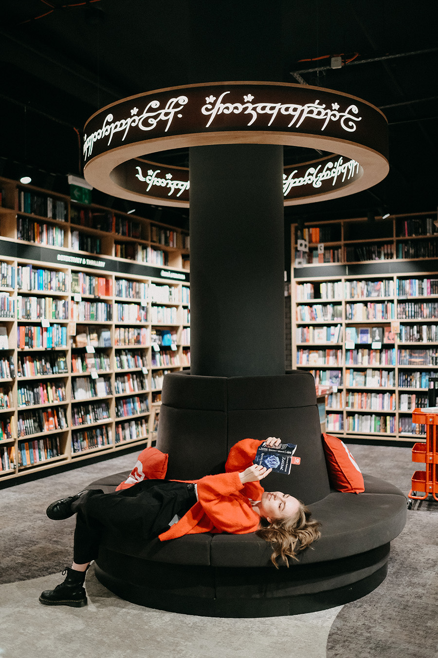 Zaklínač a prsten v knihkupectví Martinus Brno