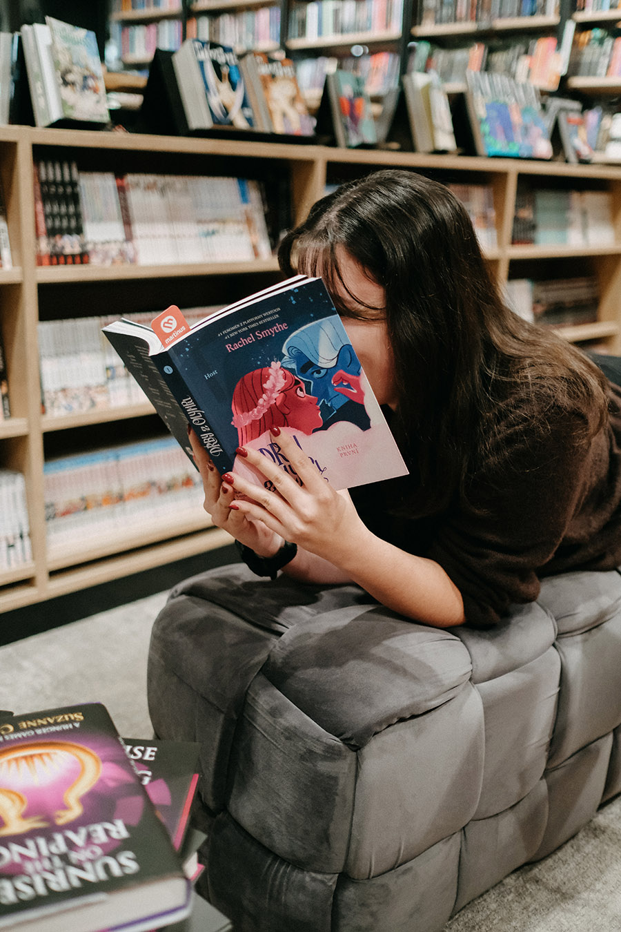 Obálky komiksů a mangy.