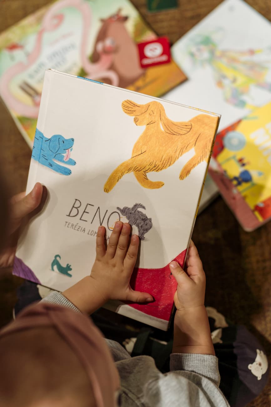 Fotka detských kníh Člup člup a Klop, klop v lese.