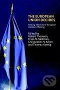 Kniha: The European Union Decides (Robert Thomson). Cambridge University Press, 2012