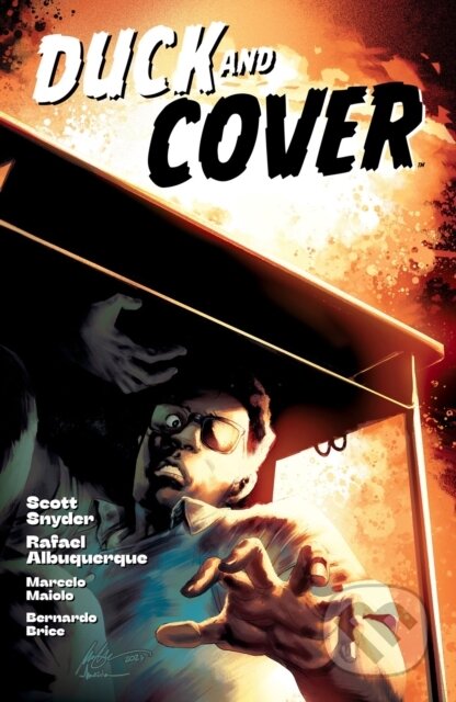 Kniha: Duck and Cover (Rafael Albuquerque a Scott Snyder). , 2025