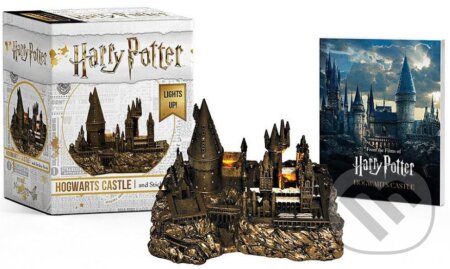 Harry Potter: Hogwarts Castle and Sticker Book, Running, 2018