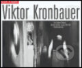 Kniha: Národní divadlo, sezona 2003/04 (Viktor Kronbauer). Gallery, 2005
