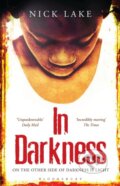 Kniha: In Darkness (Nick Lake). Bloomsbury, 2012