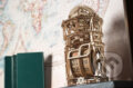 Puzzle: Sky Watcher Tourbillon Table Clock (UGEARS)