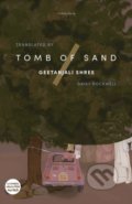 Kniha: Tomb of Sand (Geetanjali Shree). Tilted Axis Press, 2021
