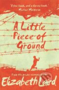 Kniha: A Little Piece of Ground (Elizabeth Laird). Pan Macmillan, 2018