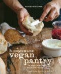 Kniha: The Homemade Vegan Pantry (Miyoko Schinner). Random House, 2015