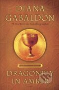Kniha: Dragonfly in Amber (Diana Gabaldon). Delacorte, 2017
