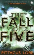 Kniha: The Fall of Five (Pittacus Lore). Penguin Books, 2014