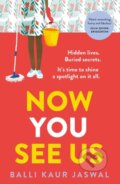 Kniha: Now You See Us (Balli Kaur Jaswal). HarperCollins, 2024