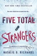 Kniha: Five Total Strangers (Natalie D. Richards). , 2020