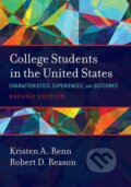 Kniha: College Students in the United States, 2021