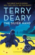 Kniha: The Silver Hand (Terry Deary). Bloomsbury, 2018