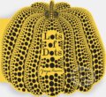 Kniha: Lots of Dots (Yayoi Kusama). Phaidon, 2026
